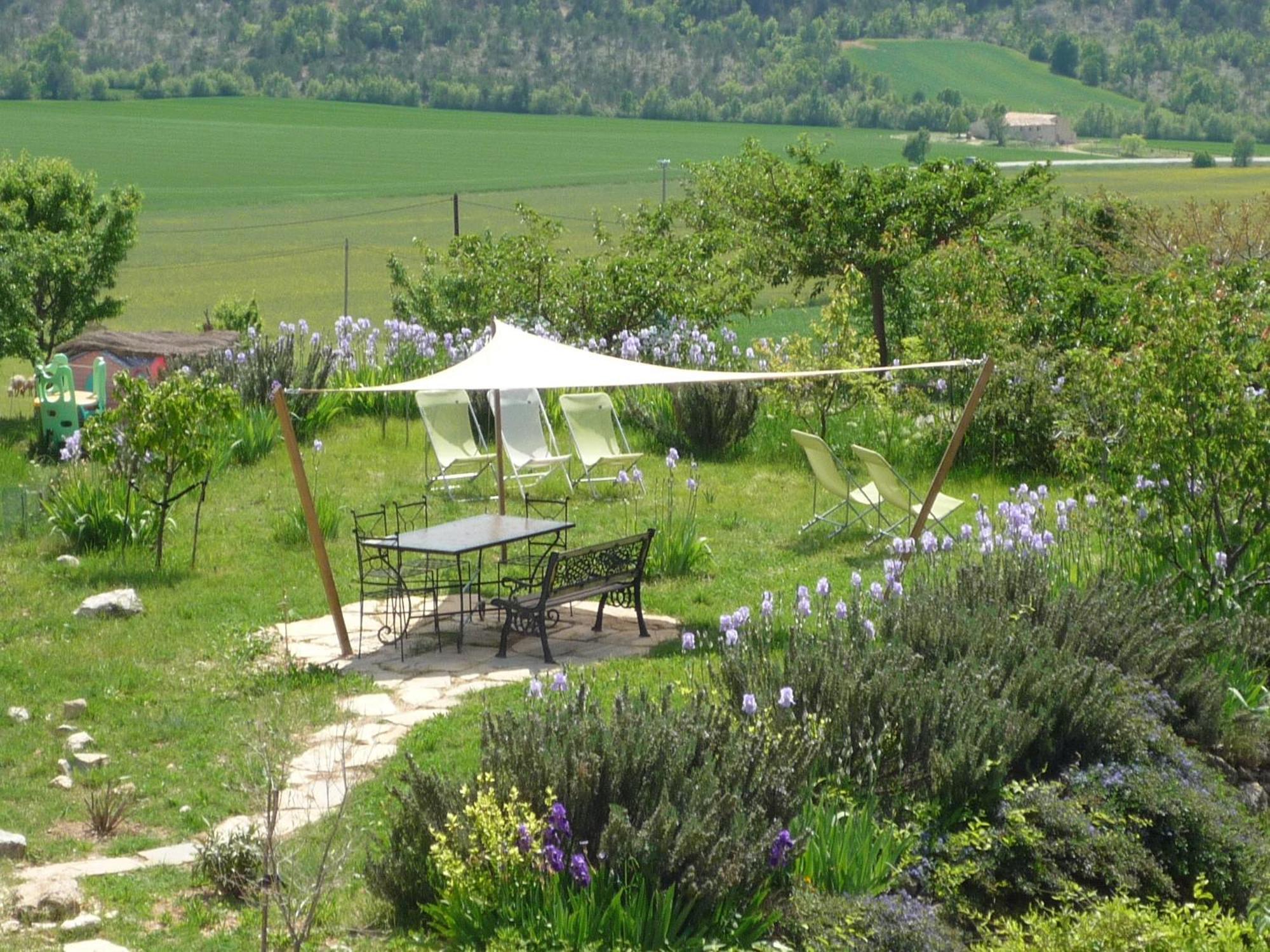 La Ferme Du Petit Segries Bed And Breakfast Moustiers-Sainte-Marie Dış mekan fotoğraf