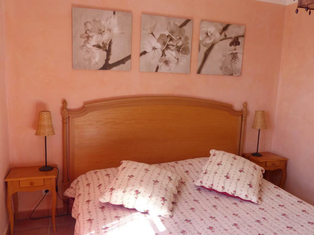 La Ferme Du Petit Segries Bed And Breakfast Moustiers-Sainte-Marie Dış mekan fotoğraf