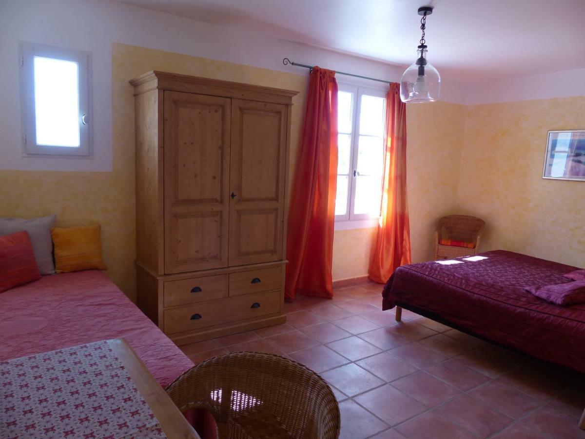 La Ferme Du Petit Segries Bed And Breakfast Moustiers-Sainte-Marie Dış mekan fotoğraf