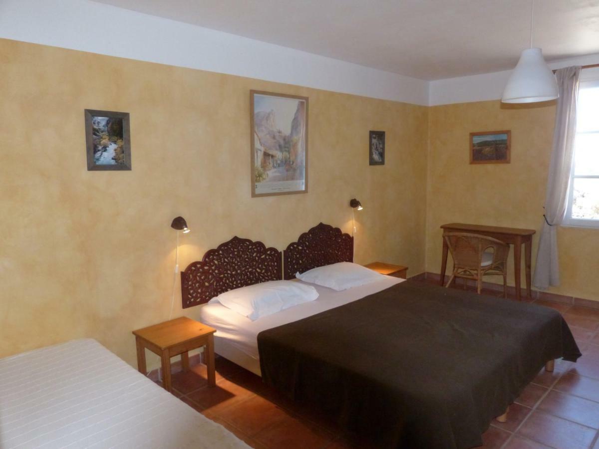 La Ferme Du Petit Segries Bed And Breakfast Moustiers-Sainte-Marie Dış mekan fotoğraf