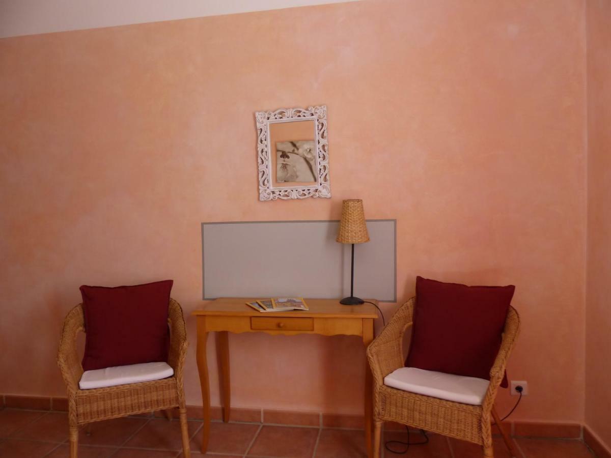 La Ferme Du Petit Segries Bed And Breakfast Moustiers-Sainte-Marie Dış mekan fotoğraf